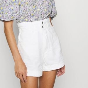 Levi’s High Rise White Shorts